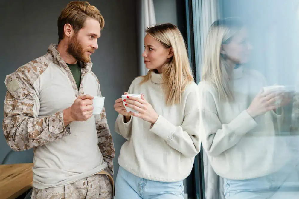 What Do Military Guys Look For In A Girl ilifeguides